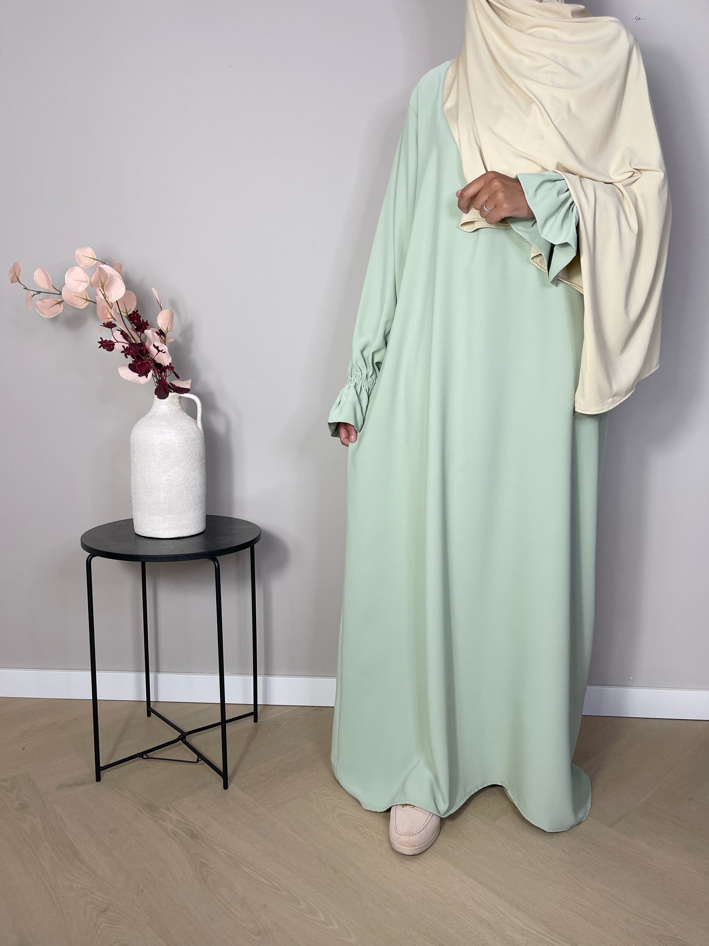 Abaya met elegante mouwtjes - Pastel green - Hijab Boutique