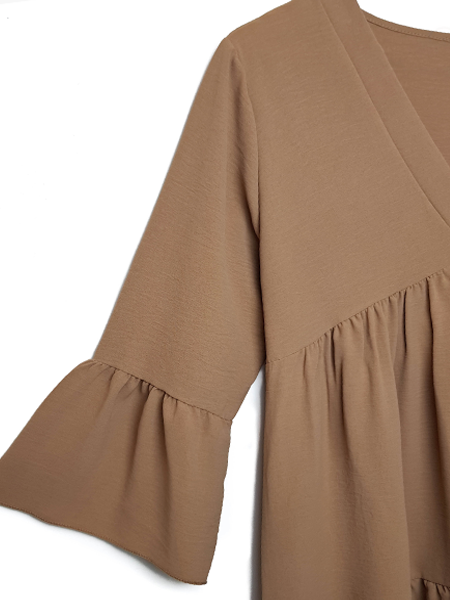 Jurk met trompet mouwen - Camel